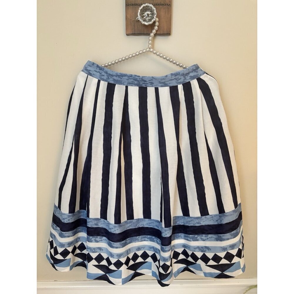 Miami Womens Size Medium Navy Blue White Striped A Line Skirt Pleated Side Zip